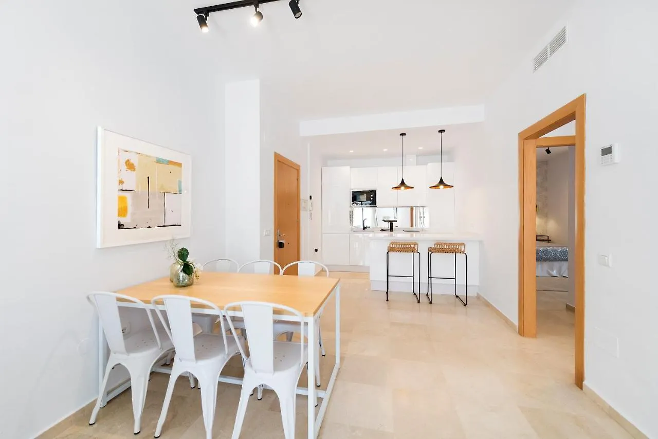 Marbella Orange Square Apartment Espanha