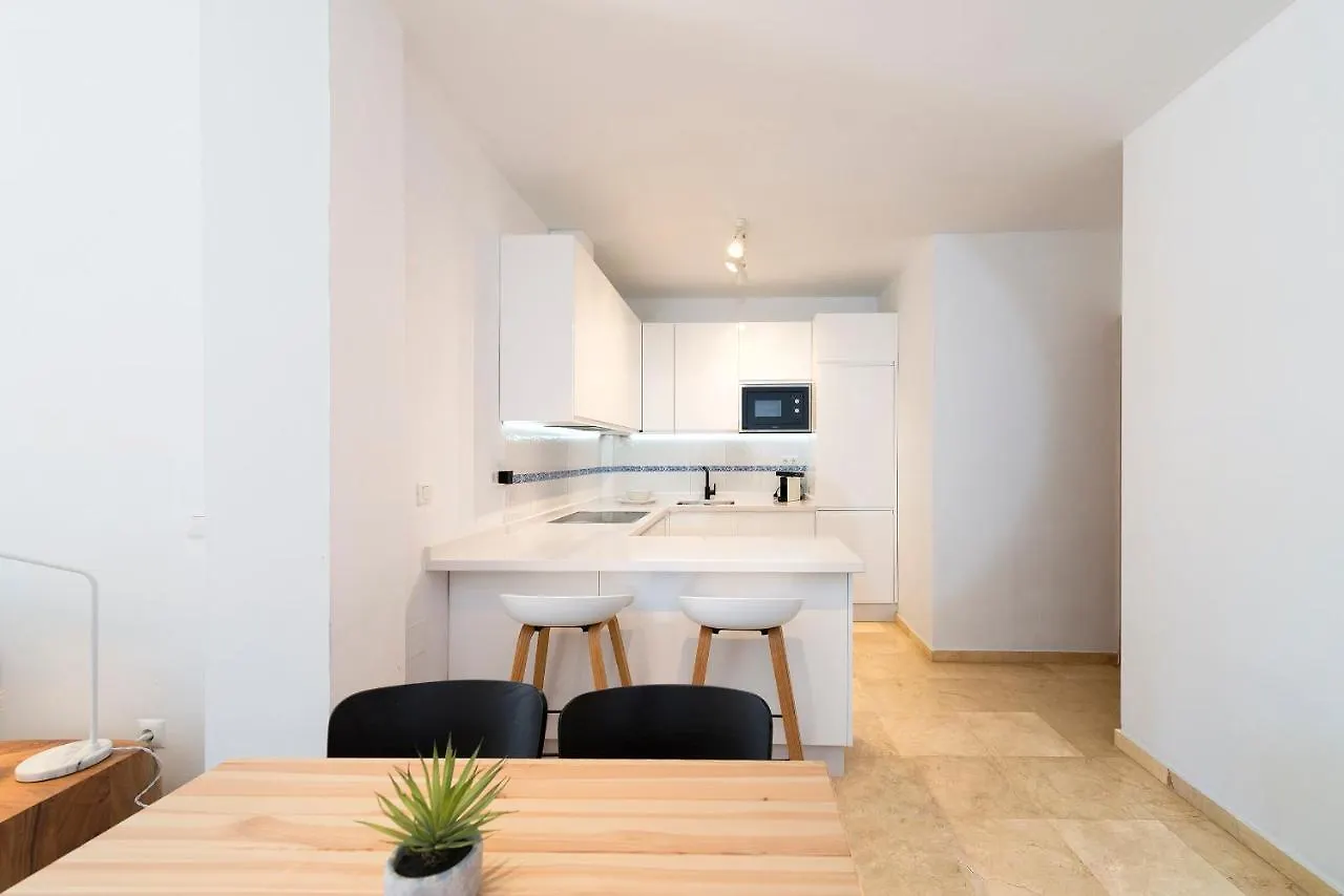 Marbella Orange Square Apartment